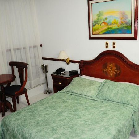 Hotel Quinta Avenida Cúcuta Zewnętrze zdjęcie